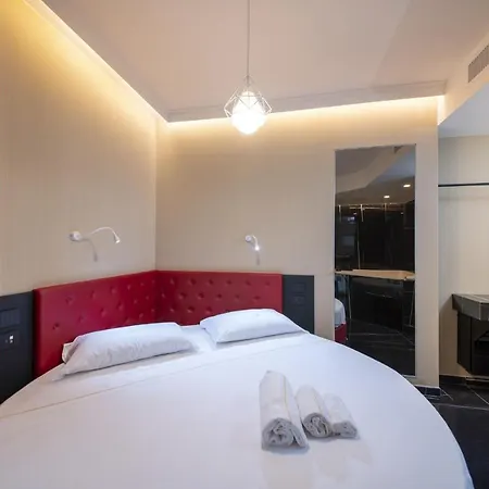 Xbusiness Hotel