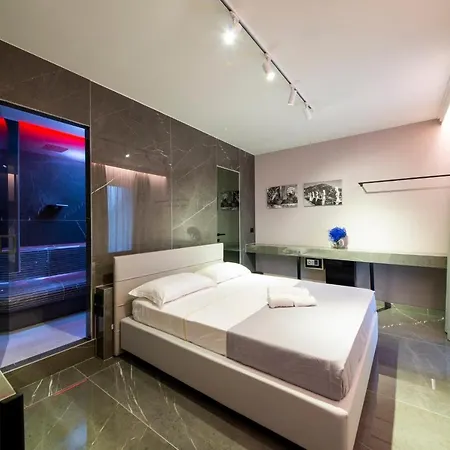 Xbusiness Hotel 4*