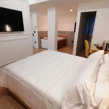 Xbusiness Hotel