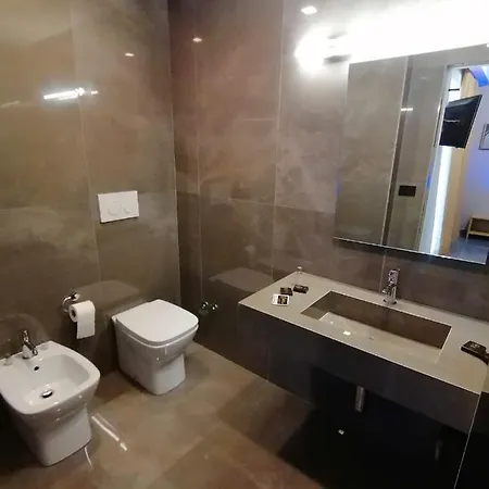 Xbusiness 4* Nola