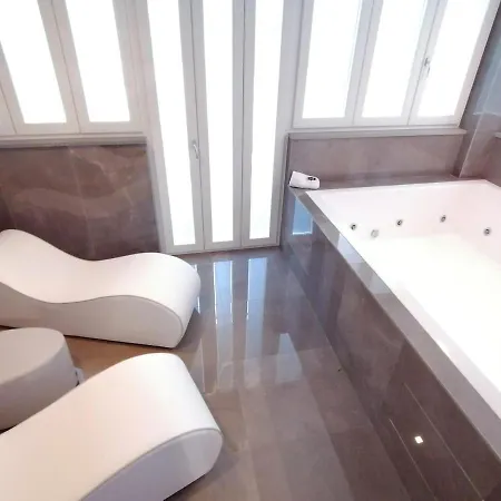 Xbusiness Hotel
