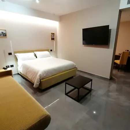 Xbusiness Hotel